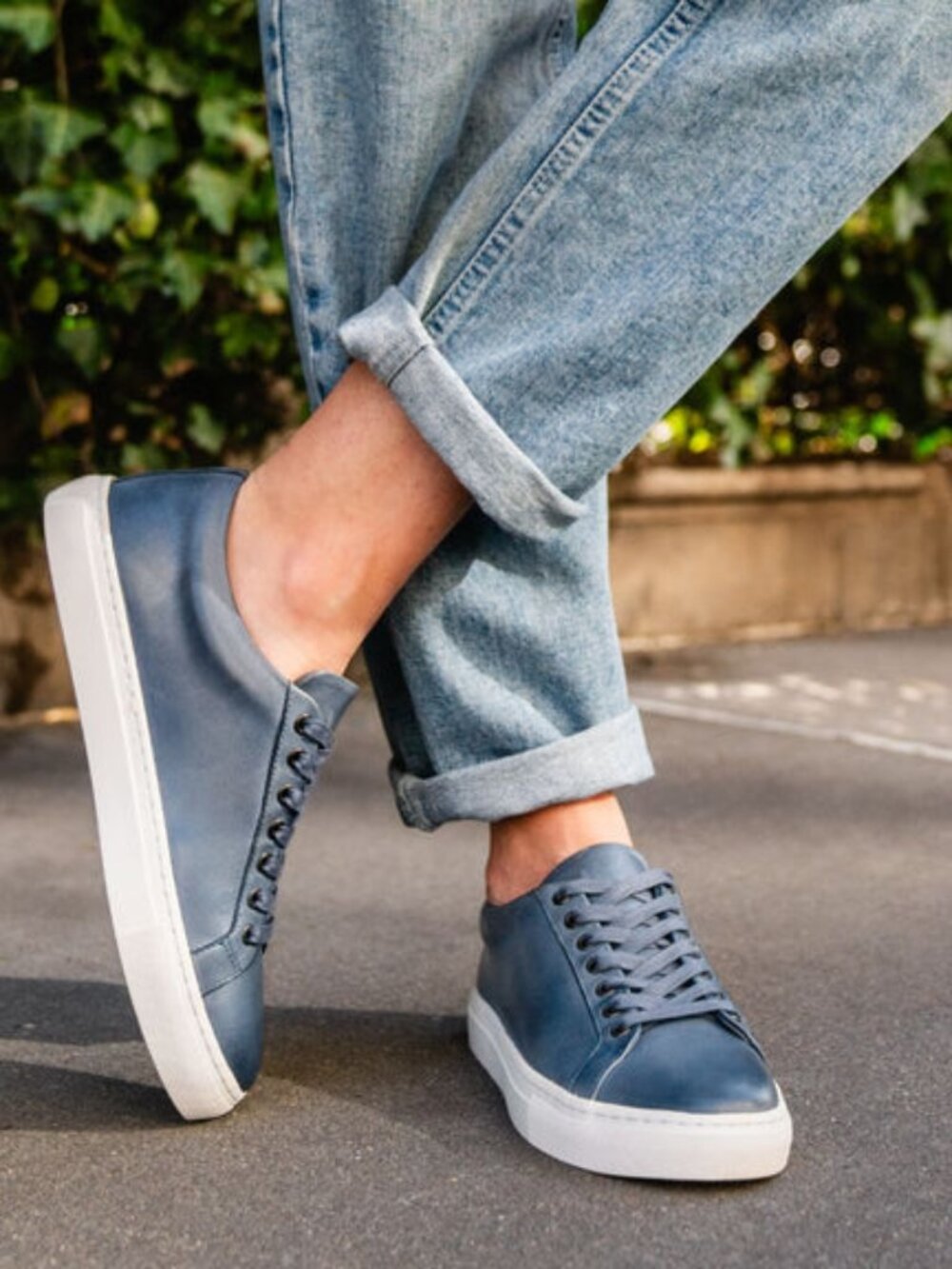 Thursday Boot Company Premier Low Top Sneakers Womens Size 11.5 Indigo Leather